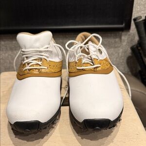 Footjoy Women’s 7.5 White and Tan Golf Shoes